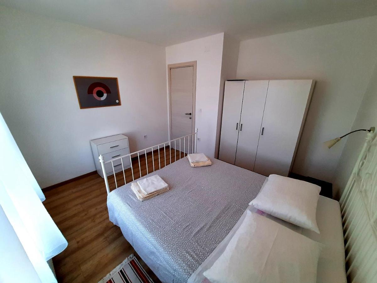 Appartamento Argonauti Pola Esterno foto
